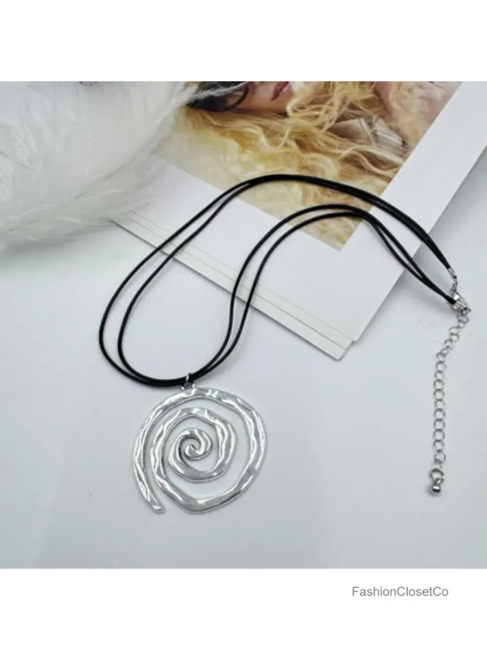 Gold Plated Conch Shell Pendant Necklace Women Boho Beach Jewelry
